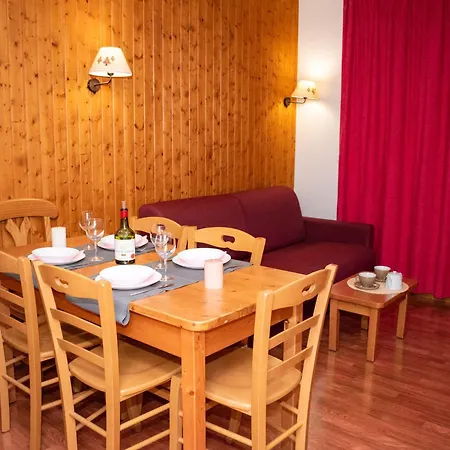Apartment Duplex 4 Pieces, 8 Pers, Piscine Couverte, Pres Des Pistes A - Fr-1-504-441 *